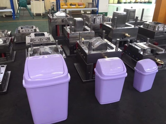 Jednorazowa plastikowa automatyczna maszyna do formowania śmieci Wysoka precyzja dostosowywania formy