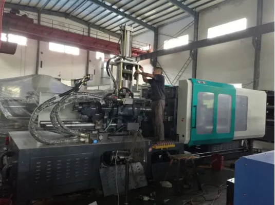 290 ton Plastikowa automatyczna maszyna do formowania wtryskowego Oszczędność energii 6,0 * 1,6 * 2,1 m