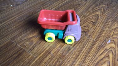 zabawkowy model samochodu wtryskarka maszyna do produkcji samochodzików plastikowy samochodzik do produkcji wtryskarki